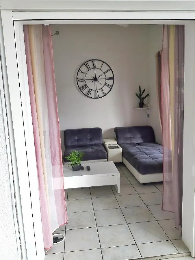 Appartamento Appartement cosy avec jacuzzi à la marina Le Gosier